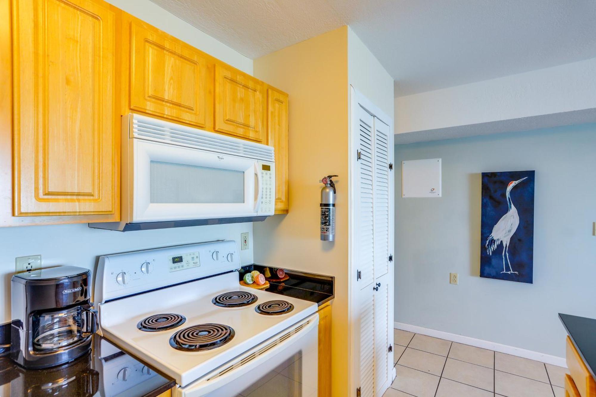 Waterfront Middle Bass Condo With Pool Access! Put-in-Bay Exterior photo