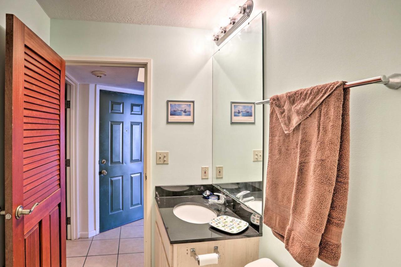 Waterfront Middle Bass Condo With Pool Access! Put-in-Bay Exterior photo